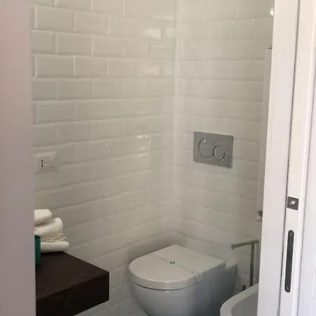 Chiesa Russa Oda ve Kahvaltı Bari
