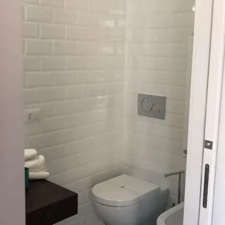 فندق مبيت وإفطار Chiesa Russa 3*